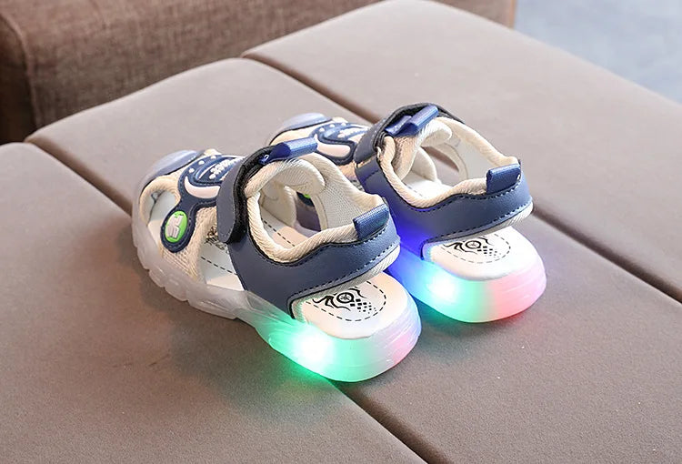 Sandales LED Lumineuses Enfant – Semelle Souple, Motifs Cartoon, Unisexe, 1-3 Ans