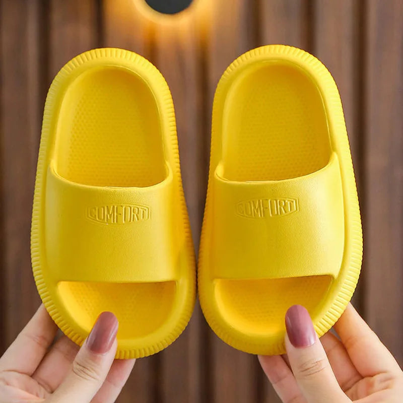Chaussons Enfant Été – Respirants, Antidérapants, Motifs Animaux, Unisexe
