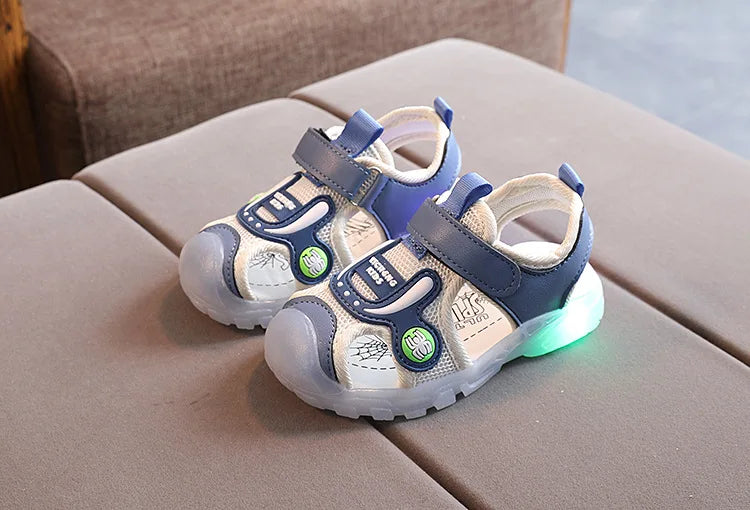 Sandales LED Lumineuses Enfant – Semelle Souple, Motifs Cartoon, Unisexe, 1-3 Ans