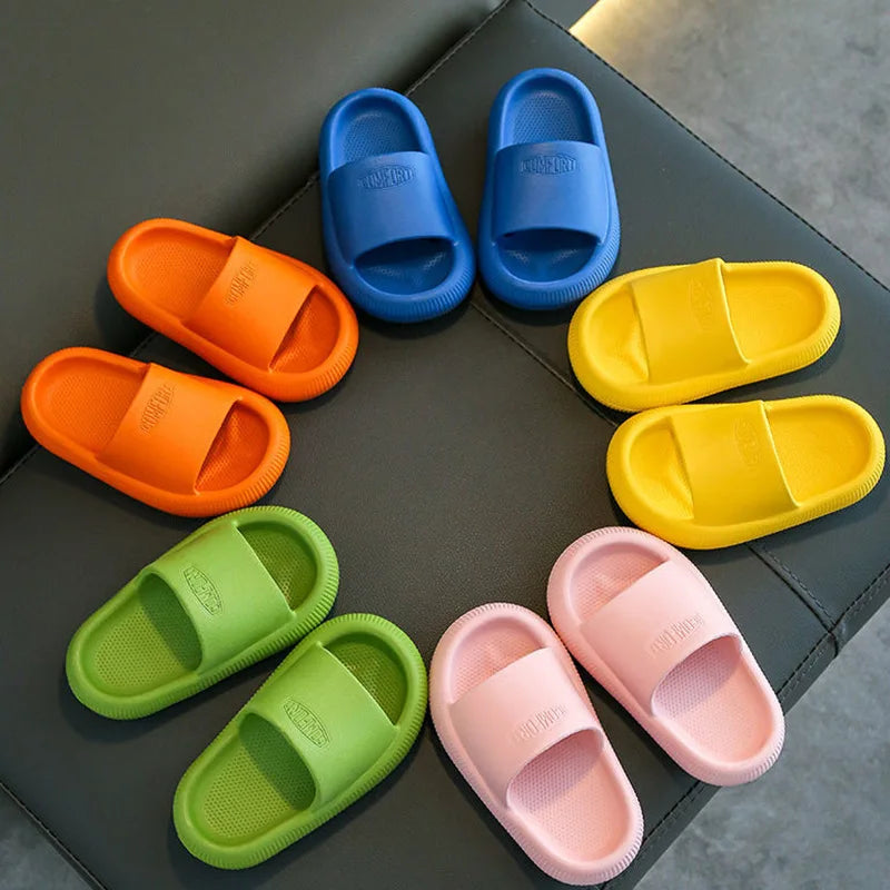 Chaussons Enfant Été – Respirants, Antidérapants, Motifs Animaux, Unisexe