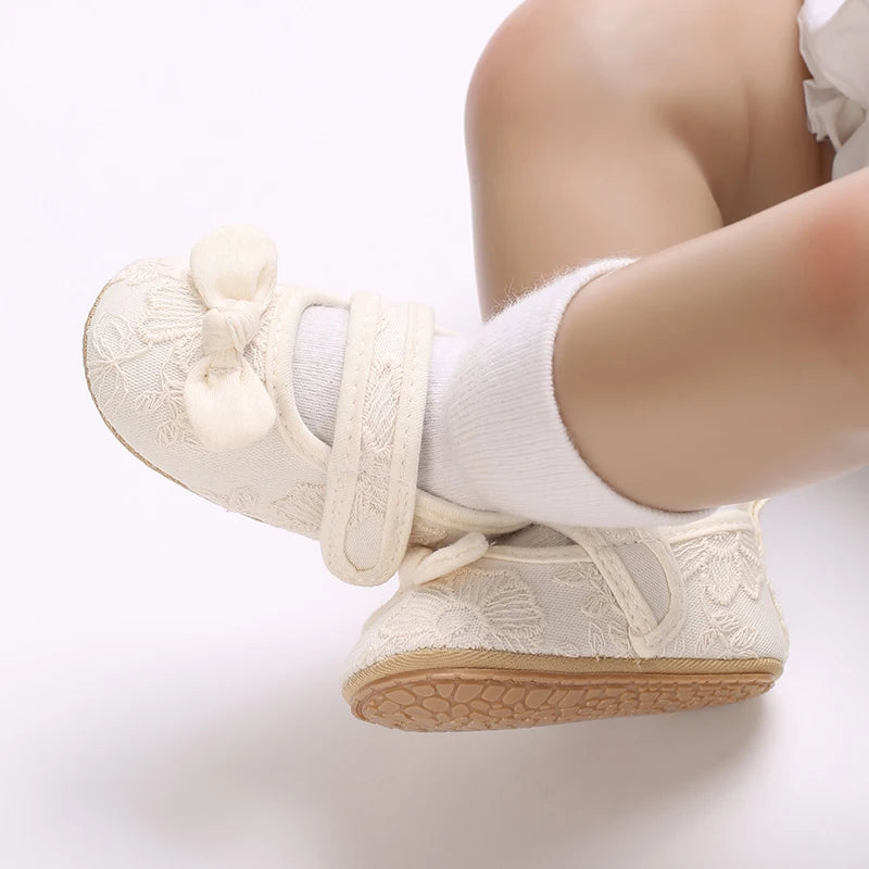Chaussures Princesse Bébé Fille – Semelle Antidérapante, Dentelle & Nœud, 0-18 Mois