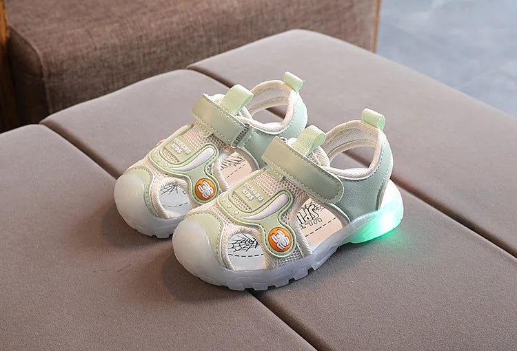 Sandales LED Lumineuses Enfant – Semelle Souple, Motifs Cartoon, Unisexe, 1-3 Ans