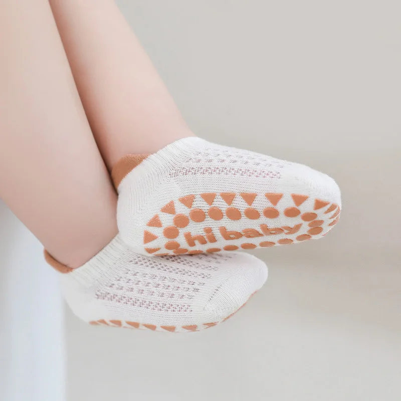 Chaussettes Antidérapantes Enfant – Lot de 6 Paires, Coton, Unisexe, 0-5 Ans